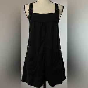 BDG URBAN OUTFITTERS black shorts romper - size small
